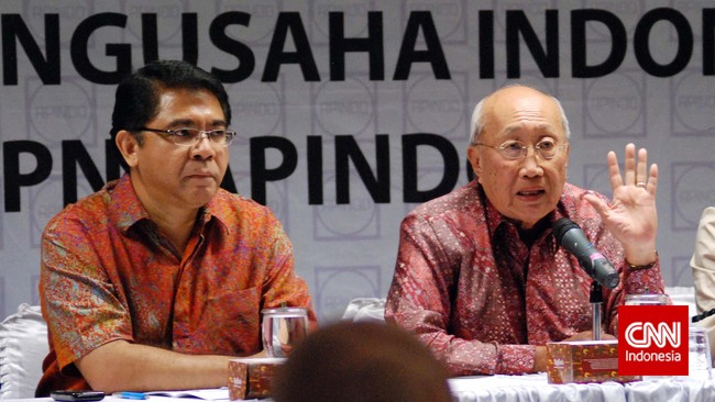 Seluruh menteri kabinet kerja dilarang menerbitkan aturan baru untuk mempersingkat masa deregulasi atau perbaikan aturan untuk menggerakkan perekonomian.