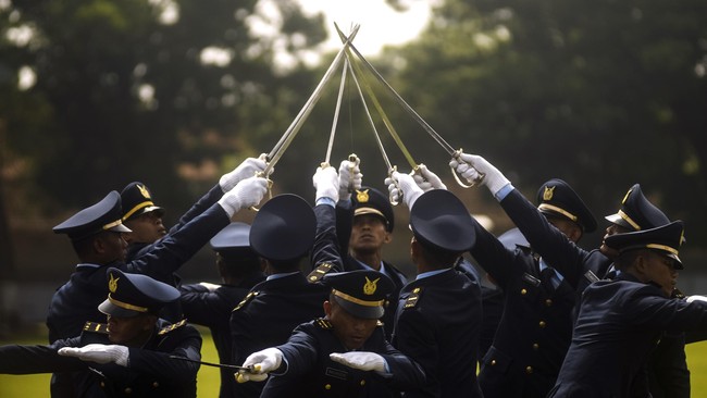 Presiden akan memberi pengarahan ke para Panglima Komando Utama (Pangkotama) TNI di Ruang Garuda, Istana Kepresidenan Bogor, Jawa Barat, Jumat (28/11).