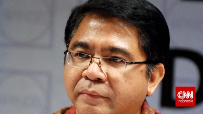 Perlindungan tersebut diwujudkan dalam penggunaan komponen lokal melalui dikedepankannya BUMN sebagai pelaksana proyek pemerintah bidang infrastruktur.