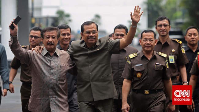 Kepala Kejaksaan Tinggi Papua Barat Herman Da Silva Jumat (6/2) menemui Jaksa Agung HM Prasetyo untuk bahas eksekusi buron pencucian uang Labora Sitorus. 