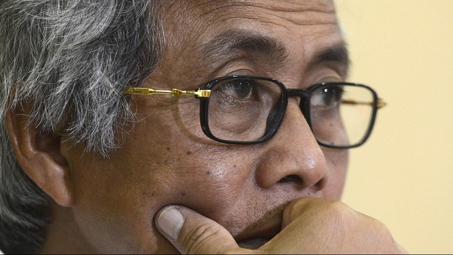 Mantan anggota tim antimafia migas Fahmy Radhi berharap KPK dapat menciduk para mafia berdasarkan hasil audit Petral yang telah selesai dilakukan.