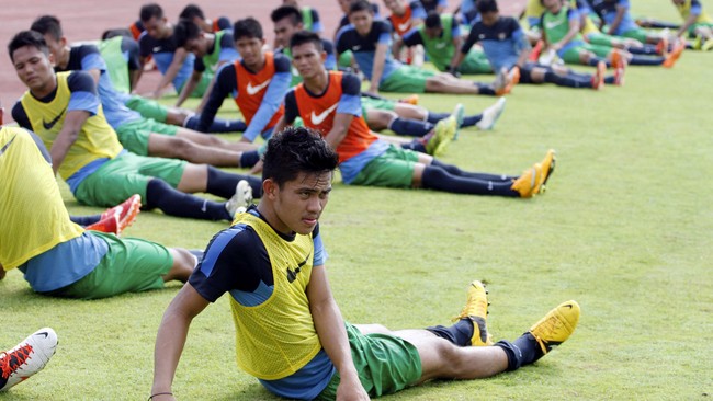 Calon pelatih Timnas Indonesia U-19 Fakhri Husaini menyebut akan amat serius menjaring dan menyaring calon-calon pemain muda di skuatnya nanti.