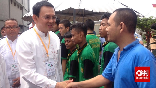 Dalam rangka merayakan hari AIDS sedunia yang jatuh pada 1 Desember, Gubernur DKI Jakarta&nbsp;Basuki Tjahaja Purnama melakukan kegiatan sosial ke lapas Salemba