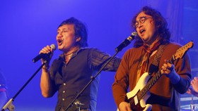 Cerita Nostalgia Para Penggemar KLa Project di Bandung
