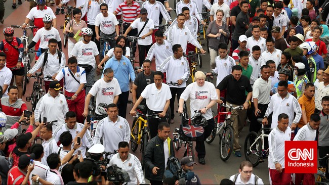 Gowes Persahabatan: Jokowi, Ahok dan Wali Kota London