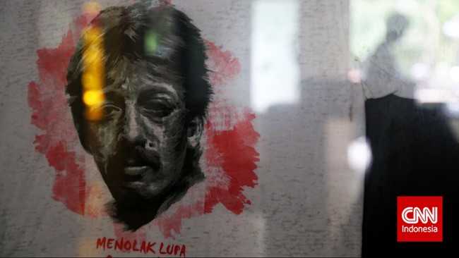 Kuasa hukum Imparsial dan Komite Aksi Solidaritas untuk Munir, Muhammad Isnur, mengatakan sidang lanjutan gugatan Pollycarpus Priyanto berlangsung Rabu (1/4).
