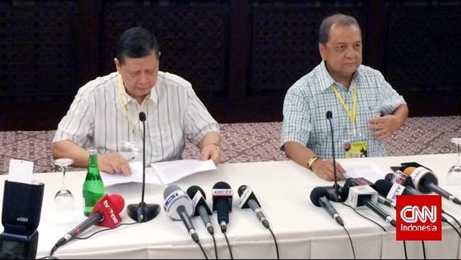 Pasca mengundurkan diri sebagai bakal calon Ketum Partai Golkar dan mendukung Ical, MS Hidayat mengklaim presidium Agung Laksono menyalahi aturan.