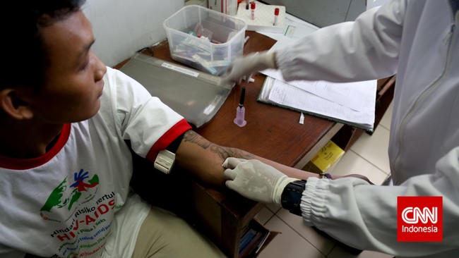 Penggunaan jarum suntik berkontribusi terhadap penyebaran HIV/AIDS dan kematian narapidana di lapas narkotika Cipinang.