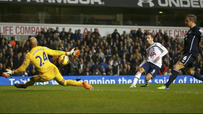 Akhiri catatan buruk, Tottenham Hotspur kalahkan Everton di kandang, Stadion White Hart Lane, London, Senin (1/12) dini hari WIB dengan skor akhir 2-1.