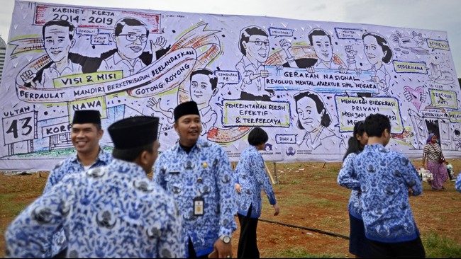 Sebanyak 6.212 PNS yang alpa tanggal 4 November lalu akan segera mendapatkan surat teguran. Satu kesalahan lagi akan membuat mereka dipecat dari dinas.