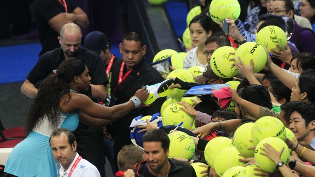 Bintang Tenis Dunia Bermain dalam Keceriaan