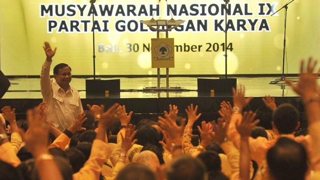 Agung Laksono dan kubunya melangsungkan rapat di kawasan Pecatu, Kuta Selatan, sekitar sepuluh kilometer dari area Munas Golkar di Hotel Westin, Nusa Dua, Bali.