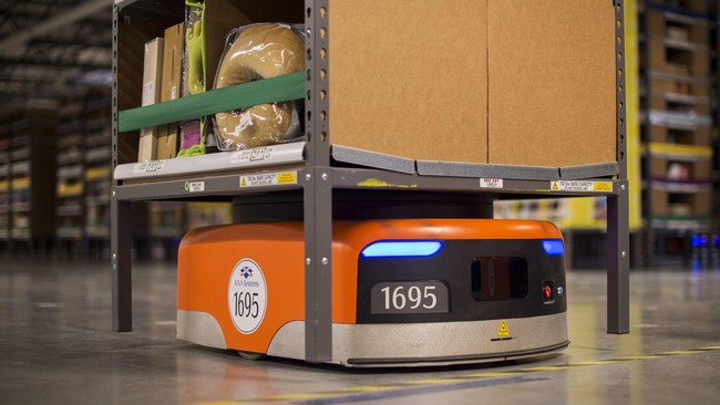 Situs jual beli online Amazon asal Amerika Serikat memiliki 15.000 pasukan robot untuk membantu penjualan pada musim liburan Natal dan tahun baru 2015.
