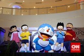 100 Doraemon 'Berkeliaran' di Ancol Bagi Anda penggemar Doraemon, Anda bisa langsung bertemu di robot kucing di Doraemon 100 Secret Gadget Expo yang berlangsung di Ancol Beach City Mall.