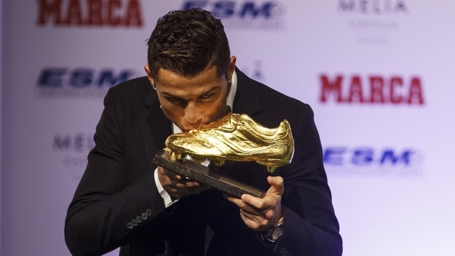 Kesuksesan di 2014 belum memuaskan seorang Cristiano Ronaldo, yang bertekad akan mencapai prestasi lebih tinggi pada 2015 nanti.