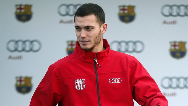 Sejak diboyong BArcelona dari Arsenal pada Agustus lalu, Thomas Vermaelen belum lagi menjalani debutnya lantaran cedera otot paha dan harus menjalani operasi.