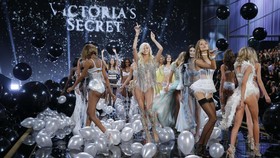 Victoria's Secret Bakal Gandeng Bidadari Bertubuh Besar?