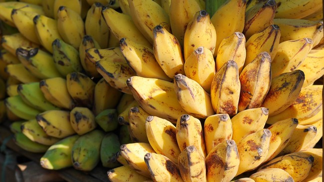 Kasus curi pisang berujung damai setelah pelaku memberikan uang sebesar Rp50 ribu ke pedagang.