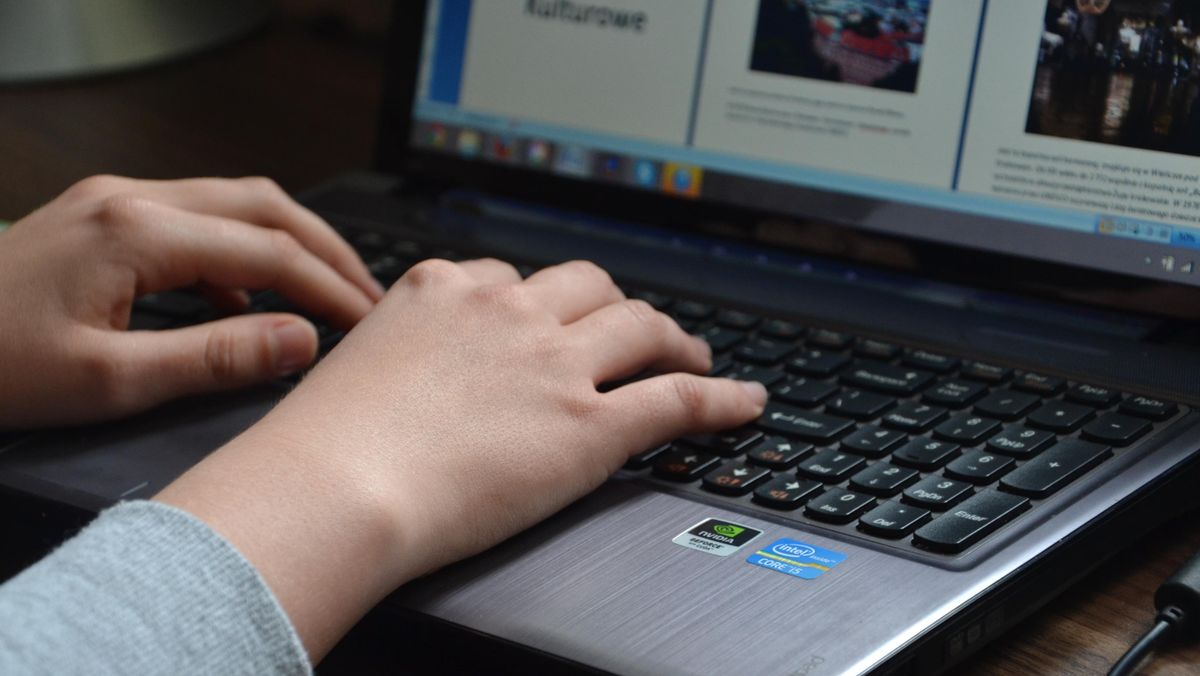 Pakai 7 Cara Ini untuk Hapus Jejak Digital di Internet