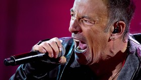 Bruce Springsteen 'Curhat' soal Depresi Lewat Autobiografi