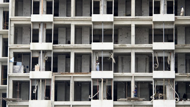 Usai dilarikan ke rumah sakit, wanita yang jatuh dari lantai 9 Tower Akasia, Apartemen Kalibata City, Jakarta dinyatakan meninggal dunia.