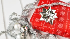 Jam Tangan, Rekomendasi Kado Natal yang Tak Lekang Waktu