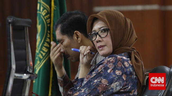 Liza Sako mengaku tidak pernah datang ke BPD Kalbar. Padahal, ada lima orang yang bersaksi melihat kedatangannya.