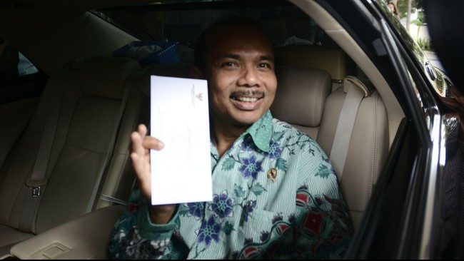 Target tersebut didorong oleh percepatan pembangunan infrastruktur serta pemanfaatan potensi ekonomi melalui investasi.