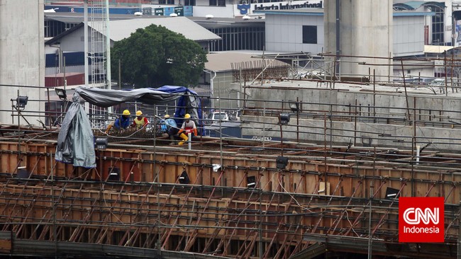 Perusahaan konstruksi pelat merah PT Waskita Karya Tbk berencana melakukan ekspansi bisnis sebagai inisiator pembangunan jalan tol. 