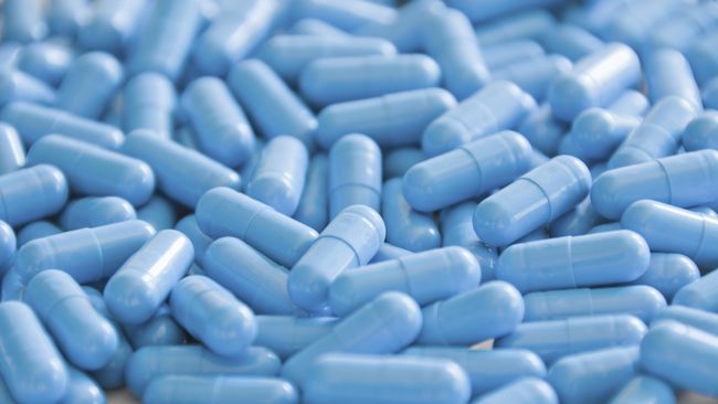 Secara legal, hanya ada tiga jenis obat disfungsi ereksi yang boleh beredar, yaitu dengan nama generik sildenafil, tadalafil, dan vardenafil.