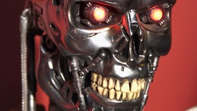 Cegah Robot Kuasai Bumi, Elon Musk Sumbang Rp 126 Miliar