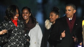 Obama Boyong Keluarga Berlibur Natal di Hawaii