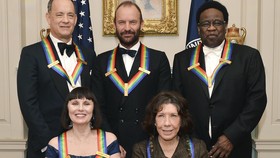 Kennedy Center Honors, Salutasi bagi Insan Seni