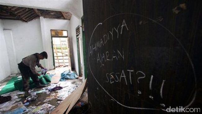 Tak Ada Kepastian Hukum Bikin Warga Ahmadiyah Cemas