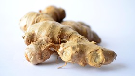 Makanan dan Minuman yang Meredakan Sakit Kepala dengan Cepat
