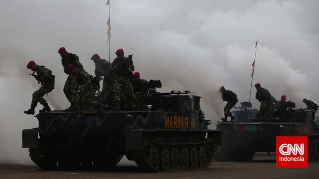 TNI menegaskan video viral yang menunjukkan tank untuk penyekatan mudik hanya latihan yang lokasinya dekat dengan titik penyekatan.