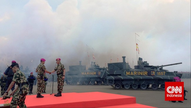 Ada tiga tahap pendekatan yang harus dilakukan oleh pelaku Industri Pertahanan Indonesia untuk dapat menunjukkan kemandiriannya.