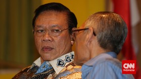 Agung Pilih Meja Hijau Ketimbang Islah