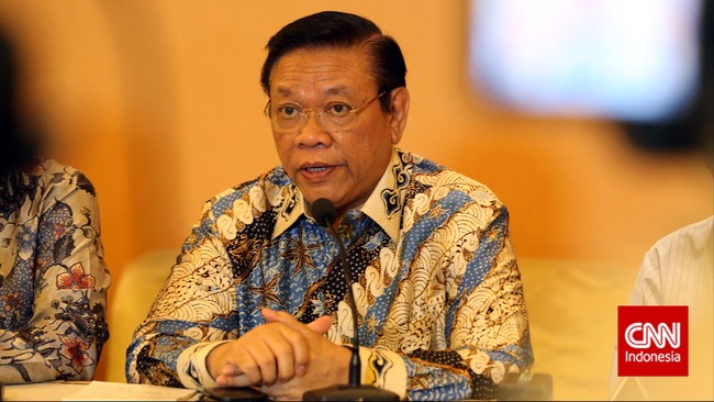 Tim akan rapat besok untuk menentukan langkah selanjutnya yang bakal ditempuh kubu Agung pasca keputusan Menkumham menolak pengesahan dua kubu di Golkar.