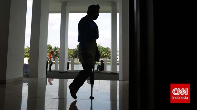 Keputusan KPU memperbolehkan kalangan difabel memilih dari rumah selaras dengan Pasal 13 UU Nomor 8/2016 tentang Penyandang Disabilitas.
