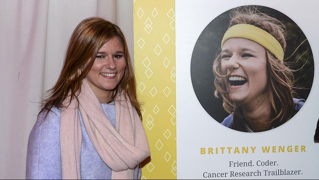 Otak buatan neural network yang dikembangkan Brittany Wenger dapat mengidentifikasi data dan pola yang kompleks guna mendeteksi kanker payudara.
