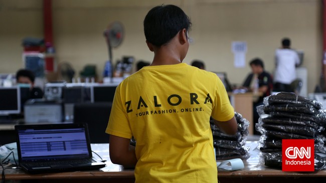 Memulai kampanye Belanja Online pada 25 Juni bukan tanpa alasan. Ini adalah bagian dari strategi para pelaku e-commerce.