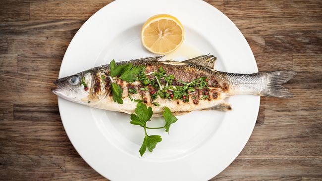 Anda tahu ikan merupakan sumber protein tanpa lemak dan bernutrisi. Namun, penelitian terbaru menemukan alasan lebih menakjubkan lain tentang ikan. 