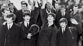 Teks Hey Jude Karya The Beatles Versi NFT Terjual Rp1,1 Miliar
