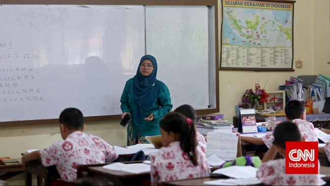 Sebanyak 8.061 guru terpilih mengikuti pelatihan dan bimbingan khusus dari Kemendikbudristek, terkait program Guru Penggerak.