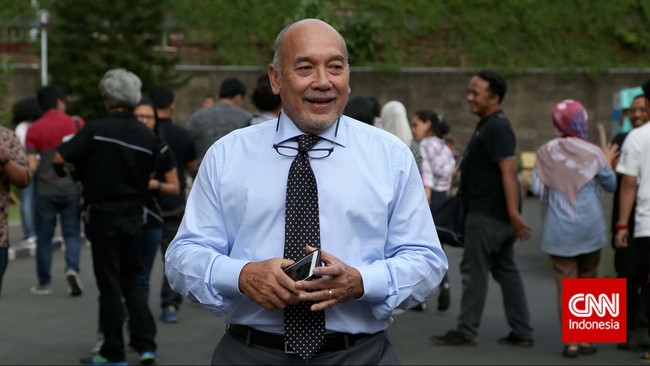 Peter F. Gontha mengaku dipecat dari kursi komisaris Garuda Indonesia ia dianggap sudah tidak sejalan dengan pimpinan yang lain.