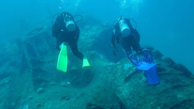 Kopaska TNI AL telah mencapai kapal selam Jerman yang terkubur di Laut Jawa. Tapi arkeolog juga pernah menemukan yang sama. Benarkah ada dua kapal?