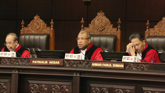 Menkopolhukam Wiranto mengatakan, kasus Patrialis merupakan indikasi dari lemahnya sistem seleksi hakim Mahkamah Konstitusi.