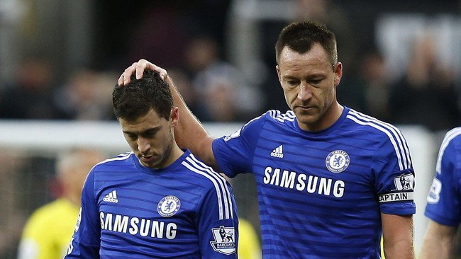 Meski tidak lagi berusia muda, bek tengah dan kapten Chelsea, John Terry, masih merupakan pemain penting bagi sang manajer, Jose Mourinho