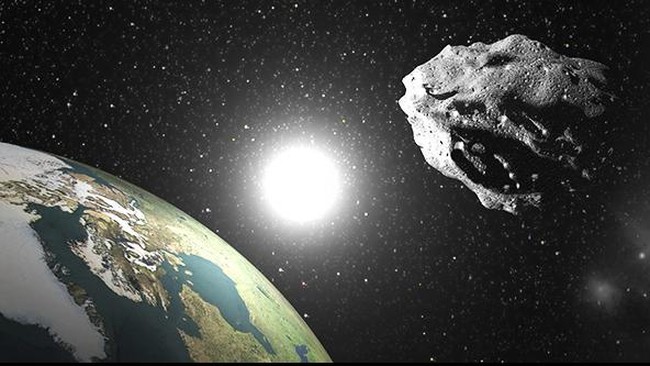 Sebuah asteroid tanpa disadari melintasi Bumi dengan kecepatan tinggi dari jarak yang sangat dekat di Amerika Serikat bagian Timur.